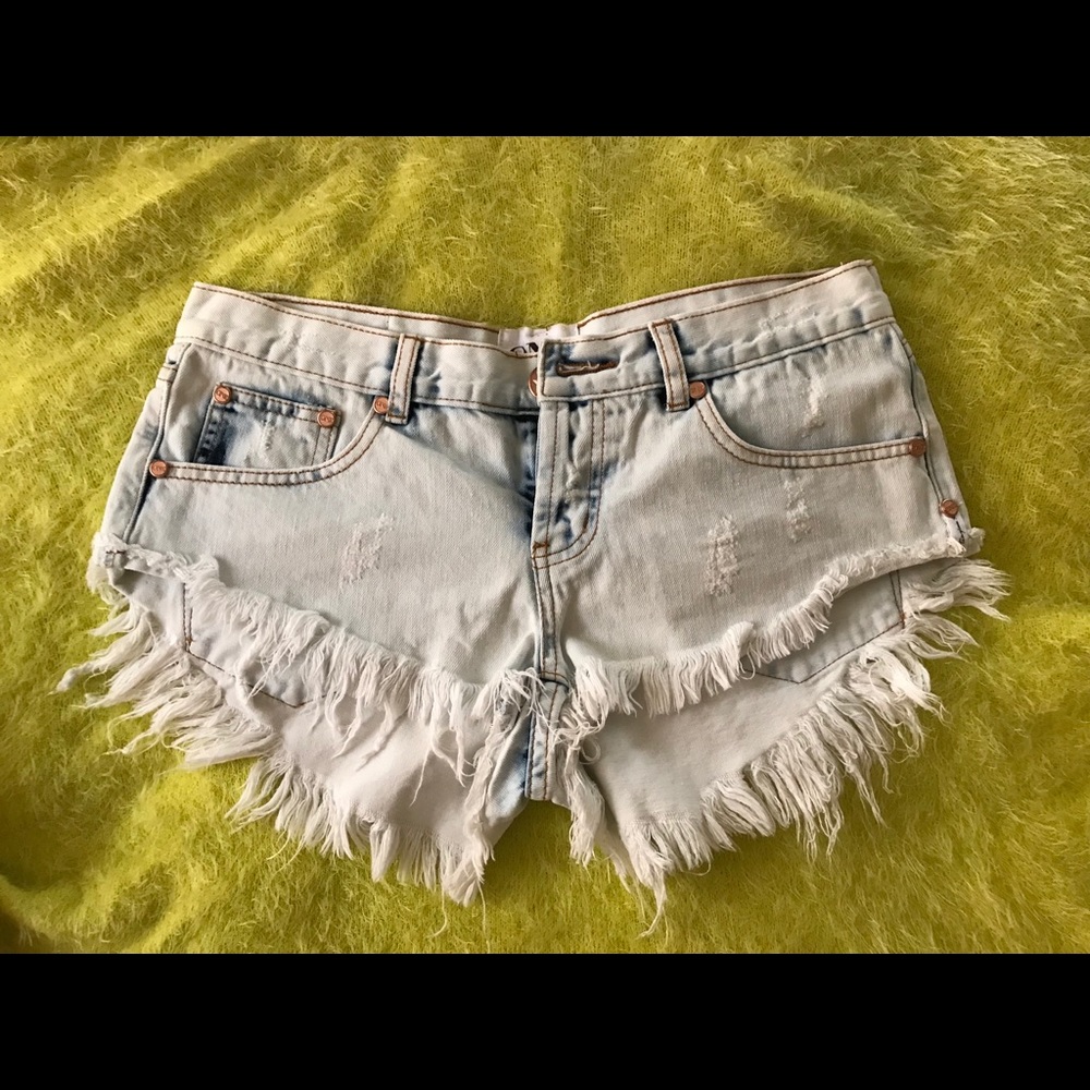 one teaspoon bleached out bonita’s sz 27